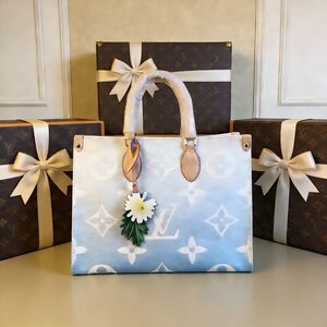 <AUTHENTIC>Louis Vuitton  Canvas Tote Bag in Sky Blue